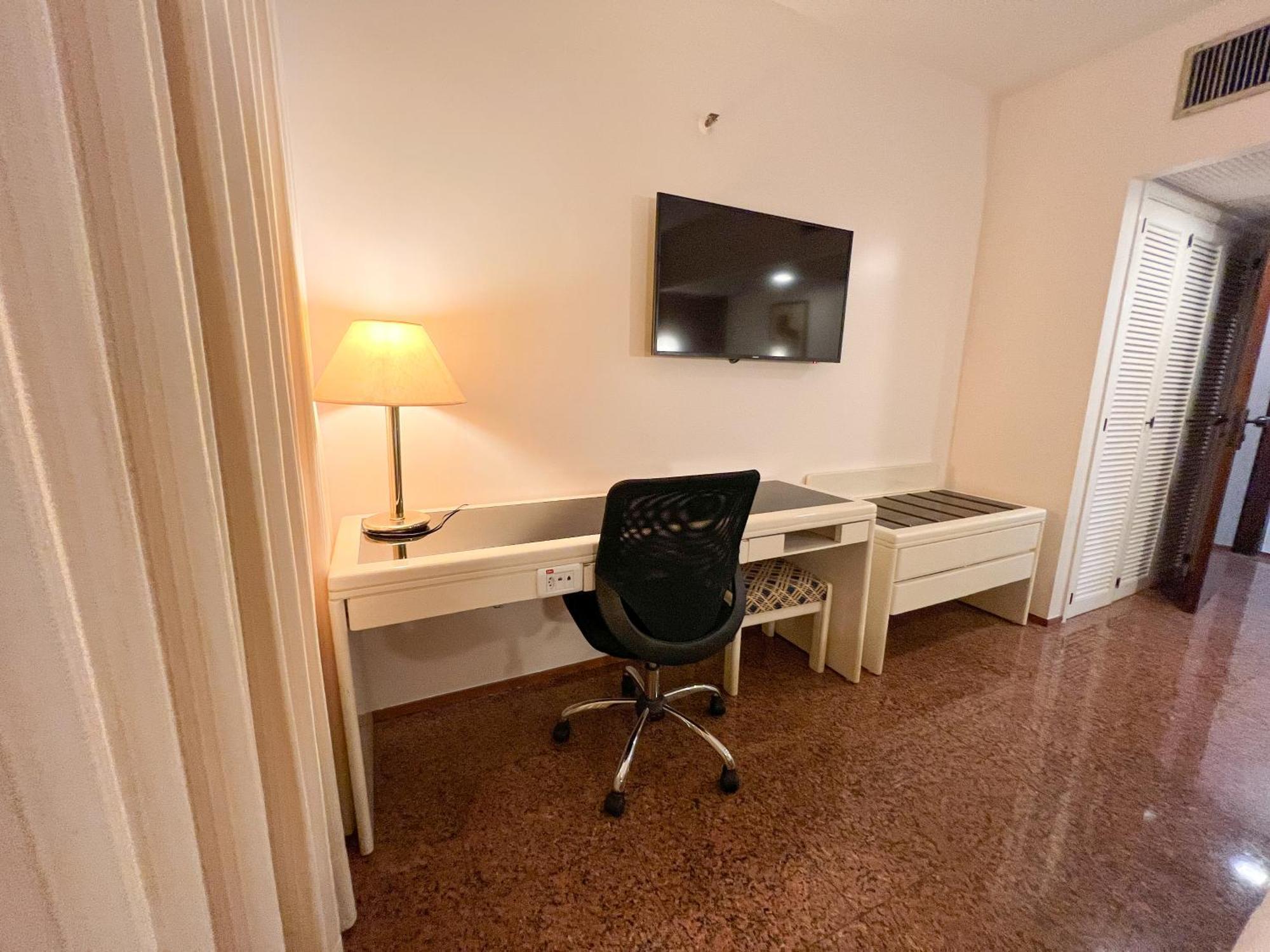 גויאניה Castro'S Park Hotel מראה חיצוני תמונה